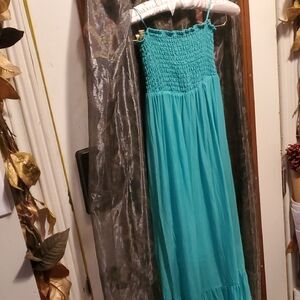 🦋❤️ Guess 100%Silk Strapless